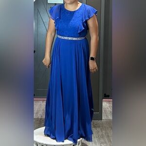 Elegant Blue Floor Length Evening Gown